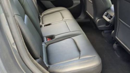 2023 Tesla Model Y - Images - 28