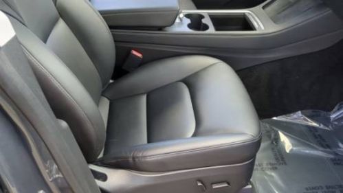 2023 Tesla Model Y - Images - 29