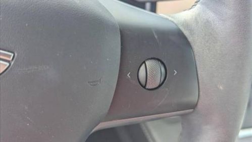 2023 Tesla Model Y - Images - 11