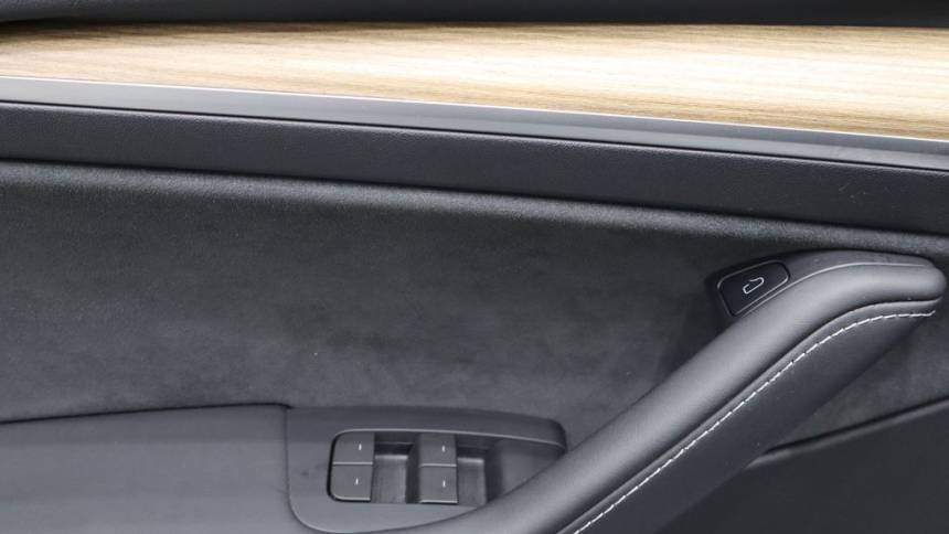 2023 Tesla Model Y - Images - 11