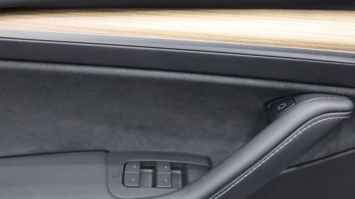 2023 Tesla Model Y - Images - 11