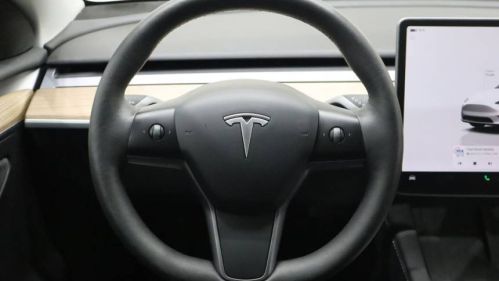 2023 Tesla Model Y - Images - 16