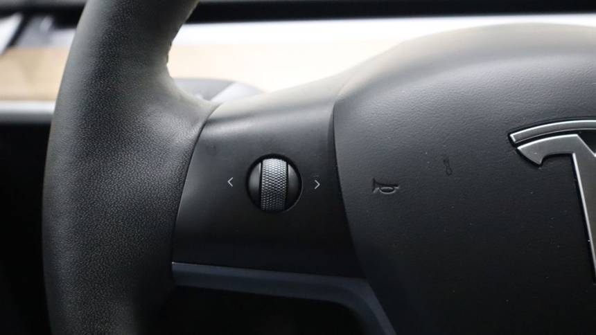 2023 Tesla Model Y - Images - 17