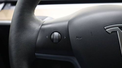 2023 Tesla Model Y - Images - 17