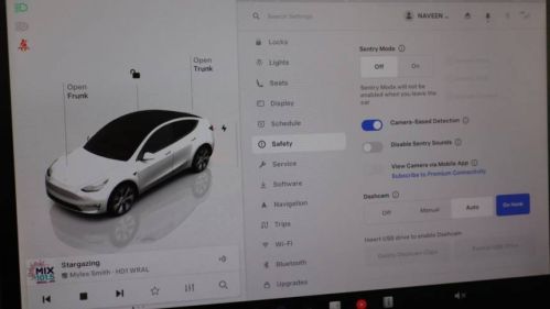2023 Tesla Model Y - Images - 25
