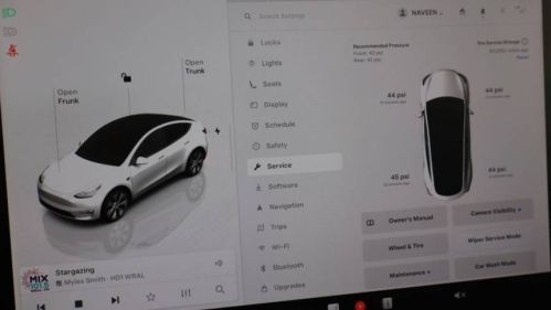 2023 Tesla Model Y - Images - 26