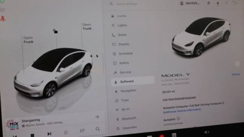 2023 Tesla Model Y - Images - 27