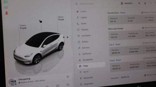 2023 Tesla Model Y - Images - 28