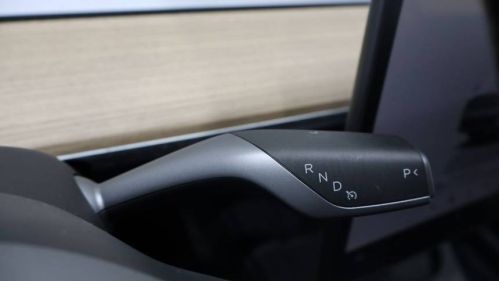 2023 Tesla Model Y - Images - 32