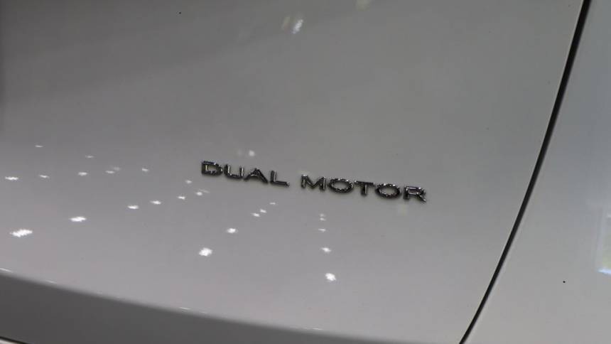 2023 Tesla Model Y - Images - 36
