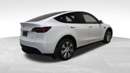 2023 Tesla Model Y - Images - 38