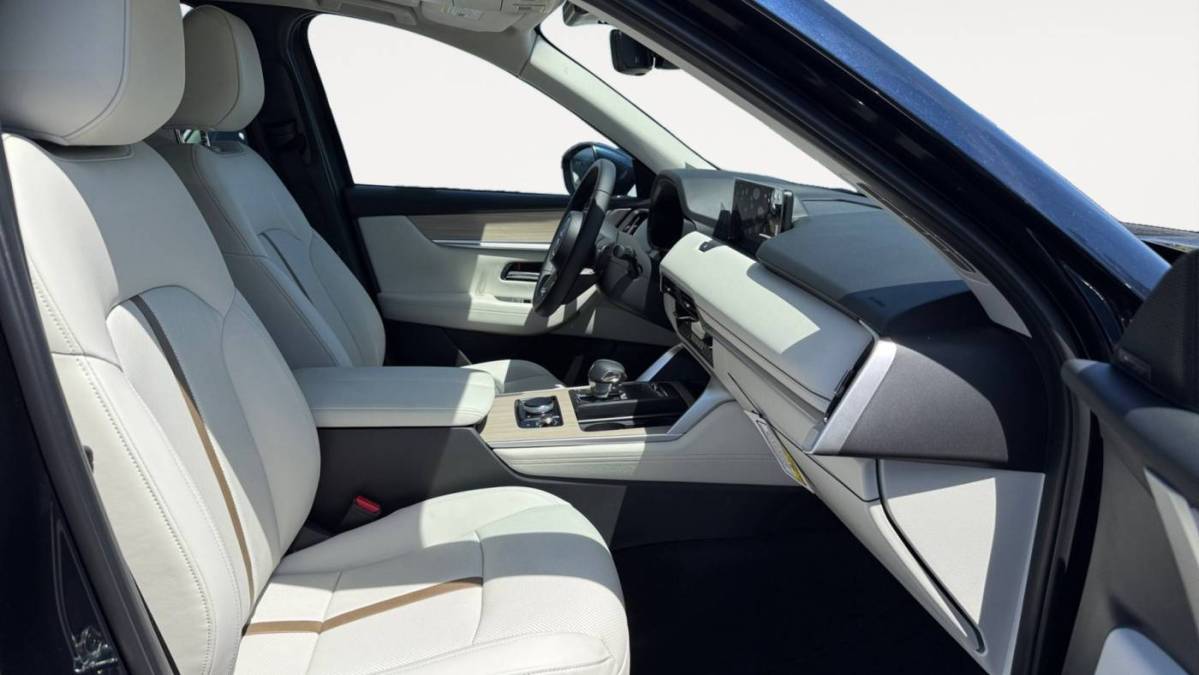 2025 Mazda CX-90 - Images - 19