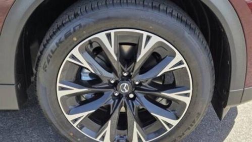 2025 Mazda CX-90 - Images - 9