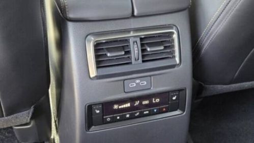 2025 Mazda CX-90 - Images - 16