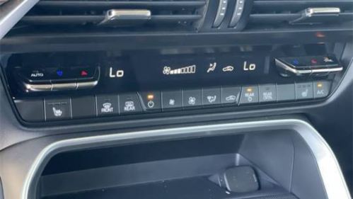 2024 Mazda CX-90 - Images - 25