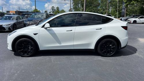 2022 Tesla Model Y - Images - 9