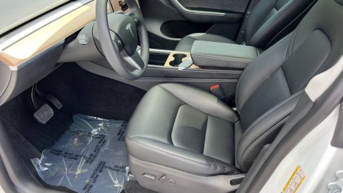 2022 Tesla Model Y - Images - 10