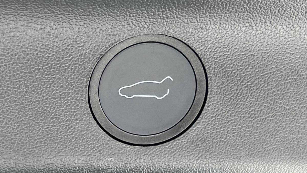 2022 Tesla Model Y - Images - 20