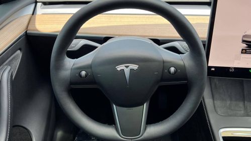 2022 Tesla Model Y - Images - 25