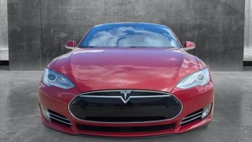 2015 Tesla Model S - Images - 2