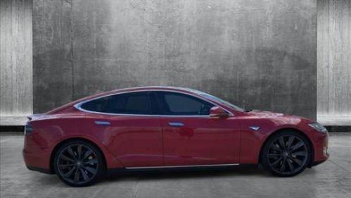 2015 Tesla Model S - Images - 4