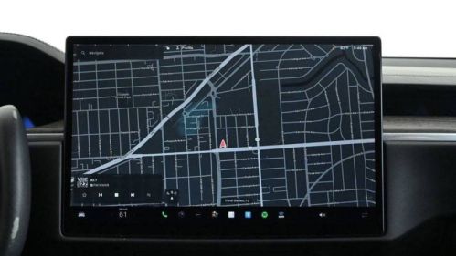 2021 Tesla Model S - Images - 11