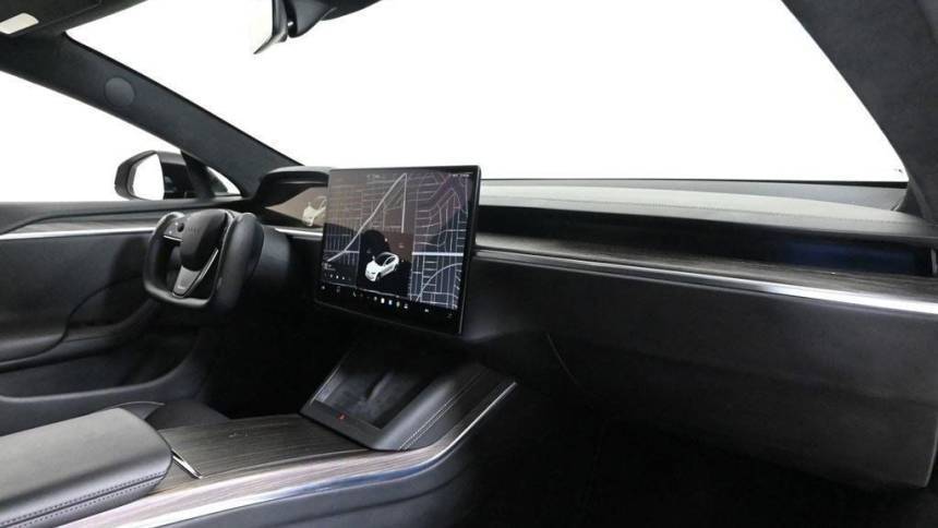 2021 Tesla Model S - Images - 13