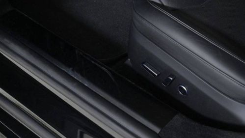 2021 Tesla Model S - Images - 17