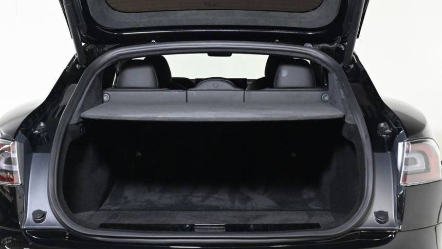 2021 Tesla Model S - Images - 19