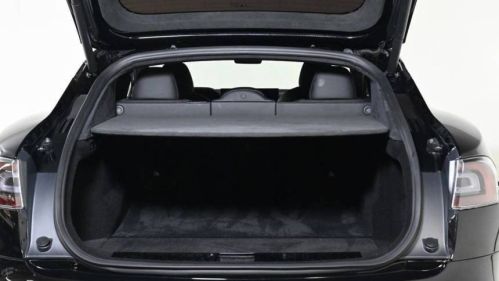 2021 Tesla Model S - Images - 19