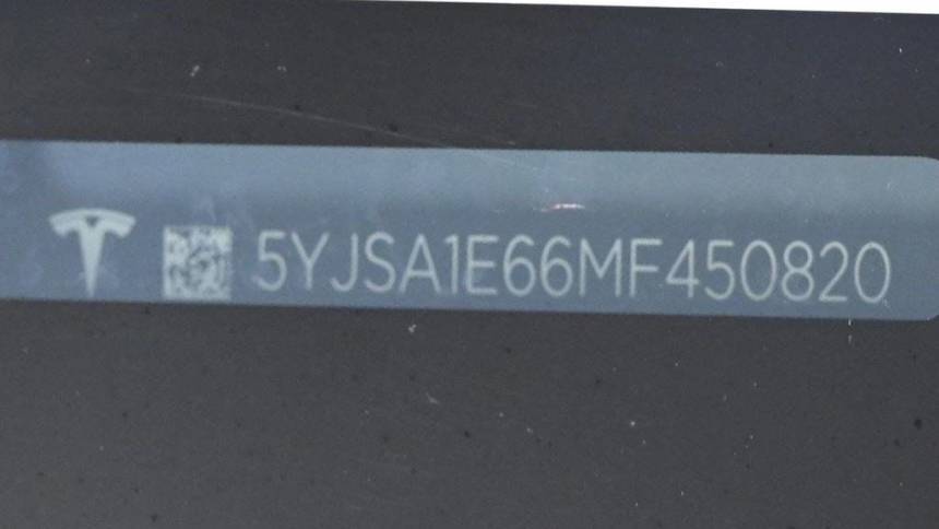 2021 Tesla Model S - Images - 22