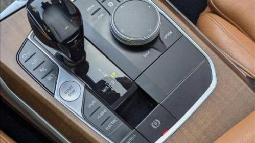 2021 BMW 3 Series - Images - 14