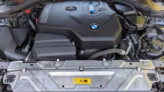 2021 BMW 3 Series - Images - 24