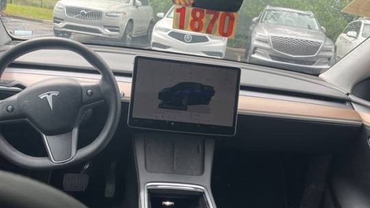 2023 Tesla Model Y - Images - 3