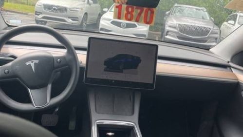 2023 Tesla Model Y - Images - 3