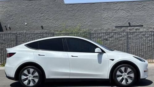 2022 Tesla Model Y - Images - 9