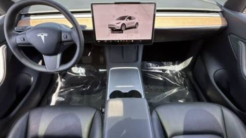 2022 Tesla Model Y - Images - 14