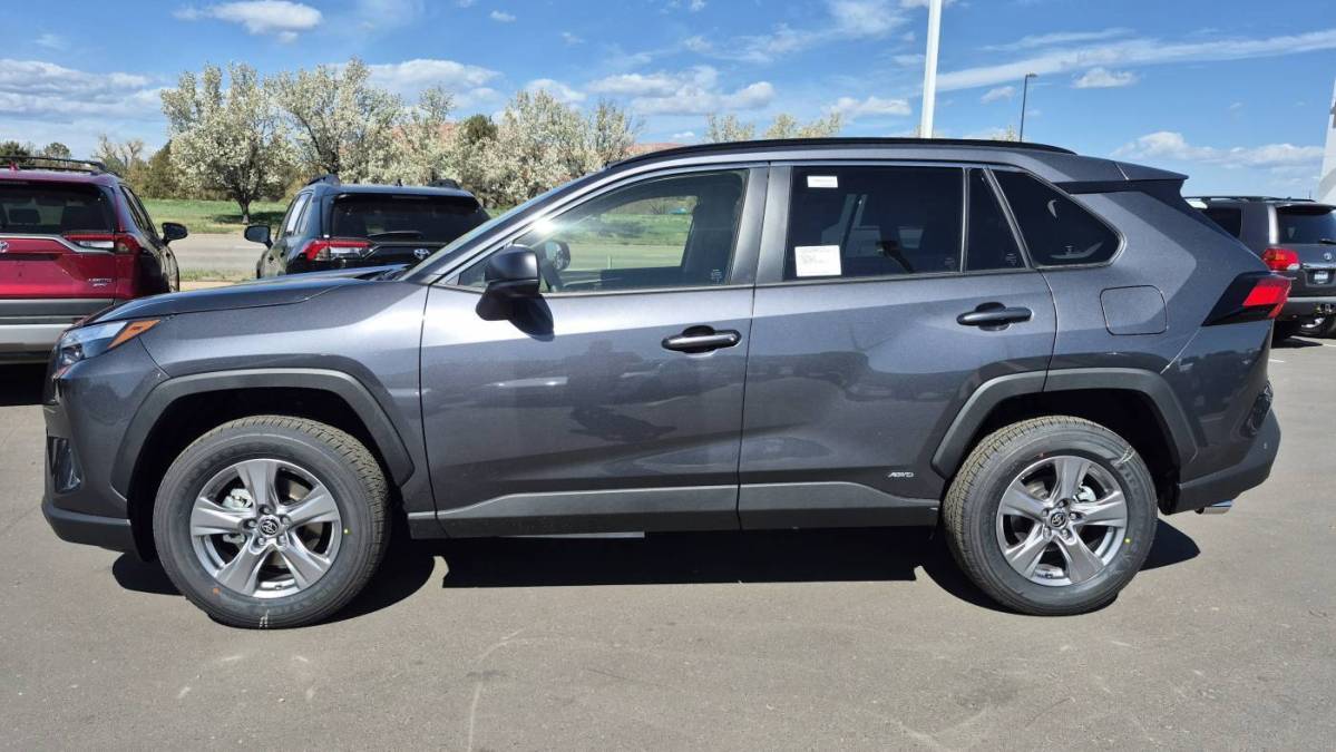 2025 Toyota RAV4 Plug-In Hybrid - Images - 3