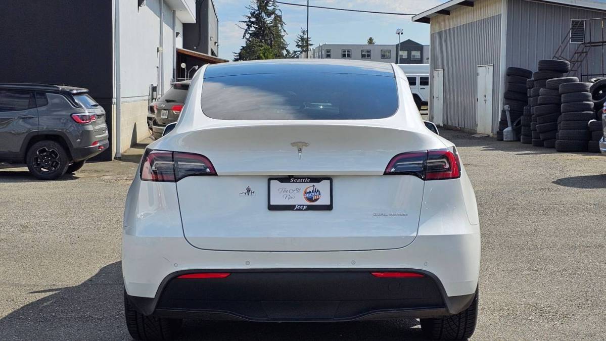 2021 Tesla Model Y - Images - 6