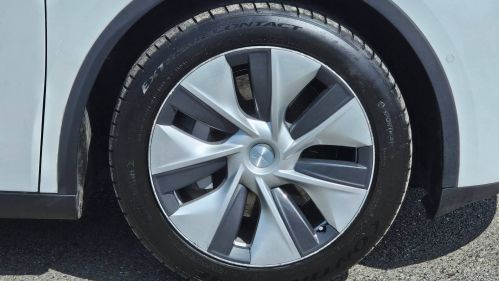 2021 Tesla Model Y - Images - 9