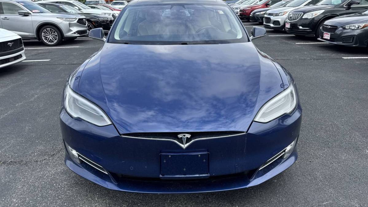 2016 Tesla Model S - Images - 5