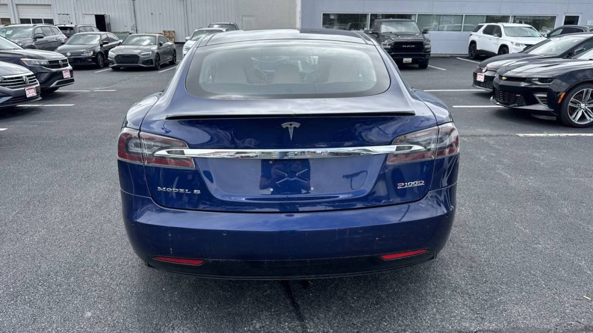 2016 Tesla Model S - Images - 6