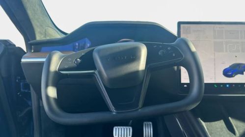2021 Tesla Model S - Images - 12