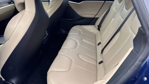 2016 Tesla Model S - Images - 8