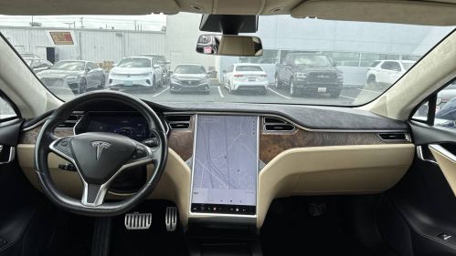 2016 Tesla Model S - Images - 9
