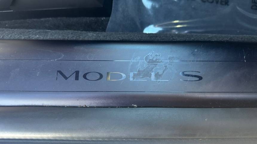 2021 Tesla Model S - Images - 17
