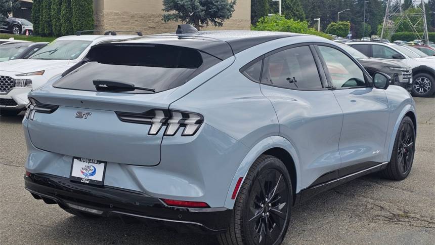 2025 Ford Mustang Mach E 3FMTK4SX1SMA13263