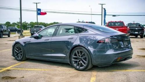 2022 Tesla Model S - Images - 4