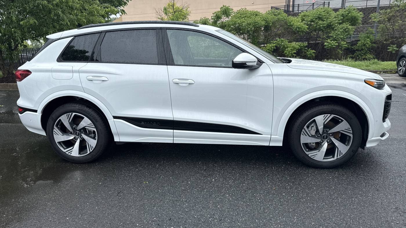 2025 Audi Q6 e-tron WA124BGF4SA006877