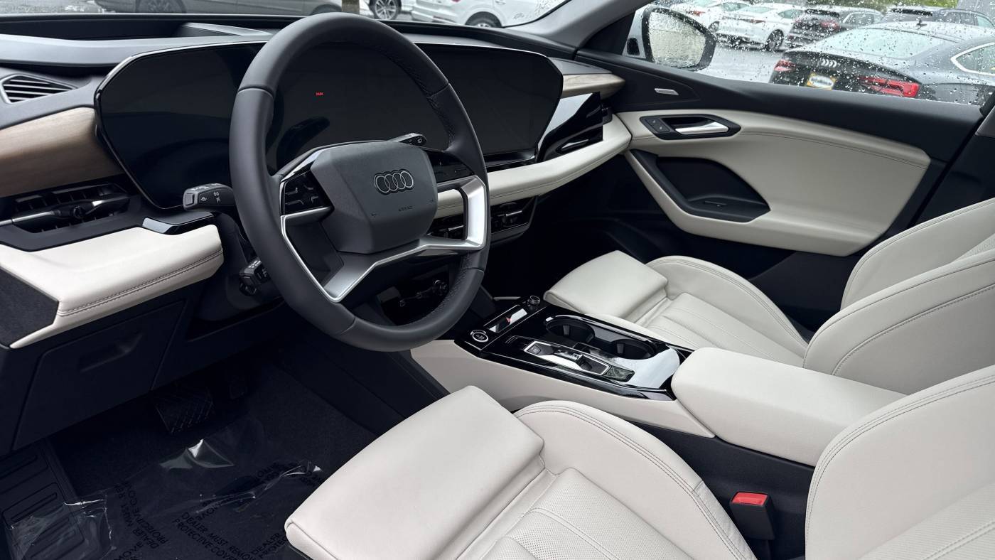 2025 Audi Q6 e-tron WA124BGF4SA006877
